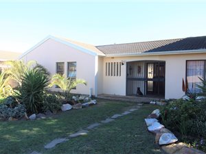 4 Bed House in Die Bos