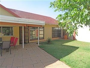 4 Bed House in Farrarmere