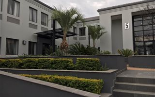 309 m² Office Space in Bryanston