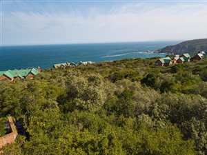 952 m² Land available in Herolds Bay