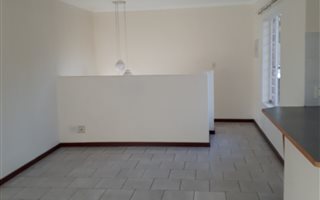 1 Bedroom Flat in Elarduspark
