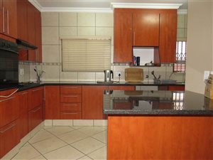 3 Bed Townhouse in New Redruth