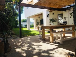 6 Bed House in Marina Da Gama