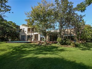 3 Bedroom House in Blue Hills Country Estate