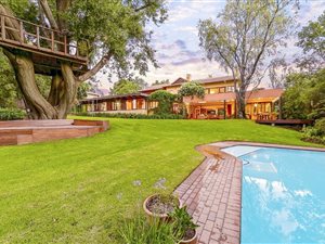 5 Bed House in Hurlingham