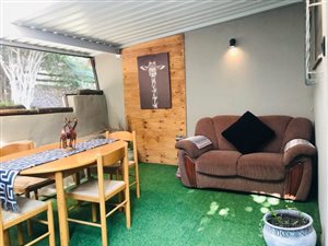 1 Bed Flat in Mount Moreland
