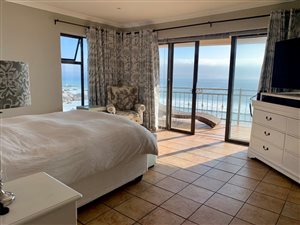4 Bed House in Calypso Beach