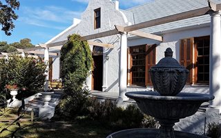 5 Bedroom House in Fish Hoek