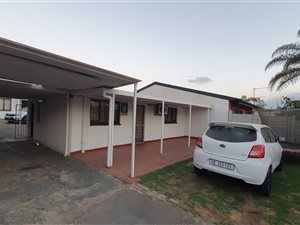 2 Bed House in Merebank East