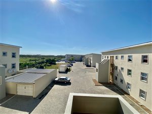 2 Bed Apartment in Parklands East