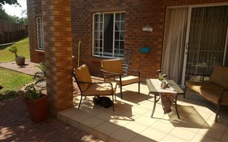 3 Bedroom Townhouse in Glen Lauriston