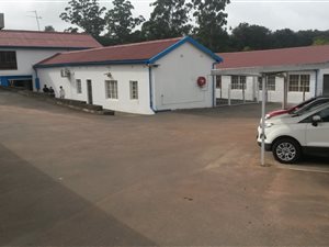 908 m² Commercial space in Caversham Glen