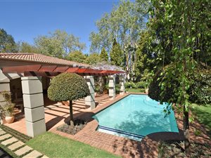 2 Bed Apartment in Melrose Estate