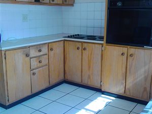 4 Bedroom House in Ncandu Park