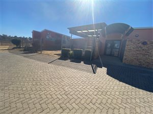 3205 m² Commercial space in Bram Fisherville
