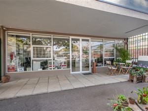 85 m² Commercial space in Villieria