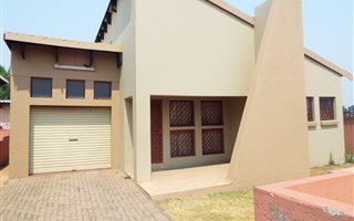 2 Bedroom Townhouse in Tasbet Park