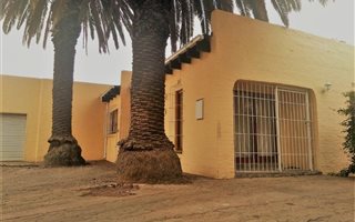 3 Bedroom House in Highway Gardens