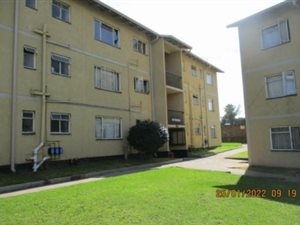 5 Bed House in Tasbet Park