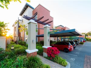 2 Bed Apartment in Douglasdale
