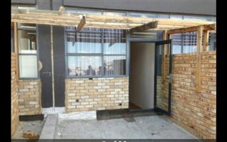 2 Bedroom Apartment in Jeppestown