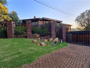 5 Bed House in Kloofendal