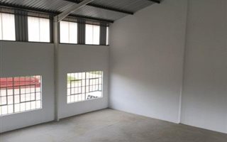 1500 m² Industrial space in Cato Ridge