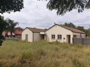 3 Bed House in Elandsrand