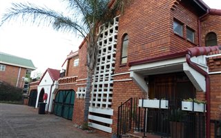 3 Bedroom Duplex in Brummeria