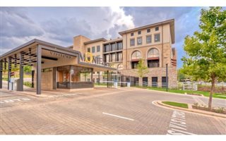 340 m² Office Space in Fourways