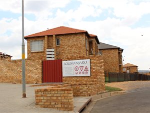 2 Bedroom Apartment in Elandspark