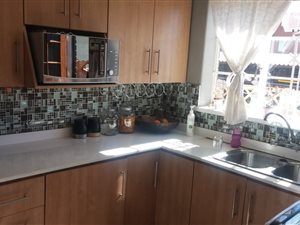 3 Bed House in South Hills
