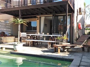 3 Bed Duplex in Bluff