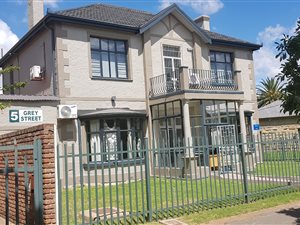 375 m² Office Space in Queenstown Central