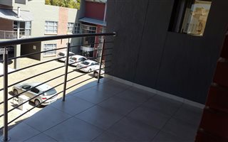 288 m² Office Space in Bendor