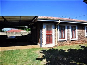 2 Bed Garden Cottage in Duncanville