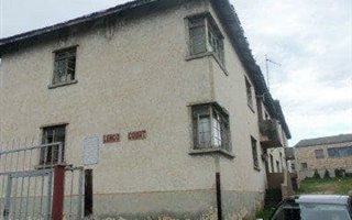 16 Bedroom House in Korsten