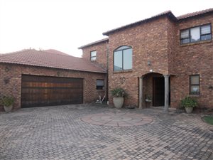 3 Bed House in Green Acres Estate