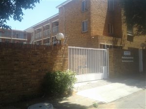 2 Bed Apartment in Alberton