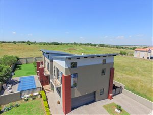4 Bed House in Copperleaf