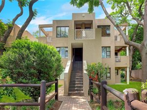 1 Bed Apartment in Parktown North