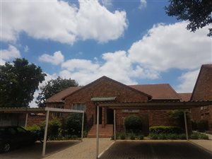 3 Bedroom Townhouse in Allens Nek