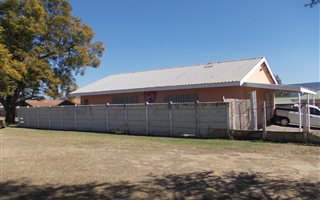 120 m² Commercial space in Vaalbank