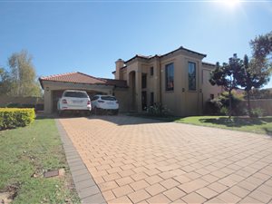3 Bed House in Six Fountains Estate