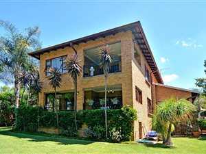 3 Bed House in Thornhill Estate