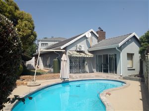 6 Bed House in Glenanda