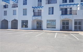 109 m² Commercial space in Strand Central