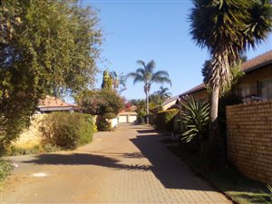 2 Bed Townhouse in La Montagne