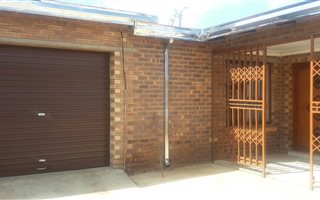 2 Bedroom House in Tsakane