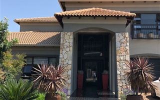 4 Bedroom House in Ebotse Estate